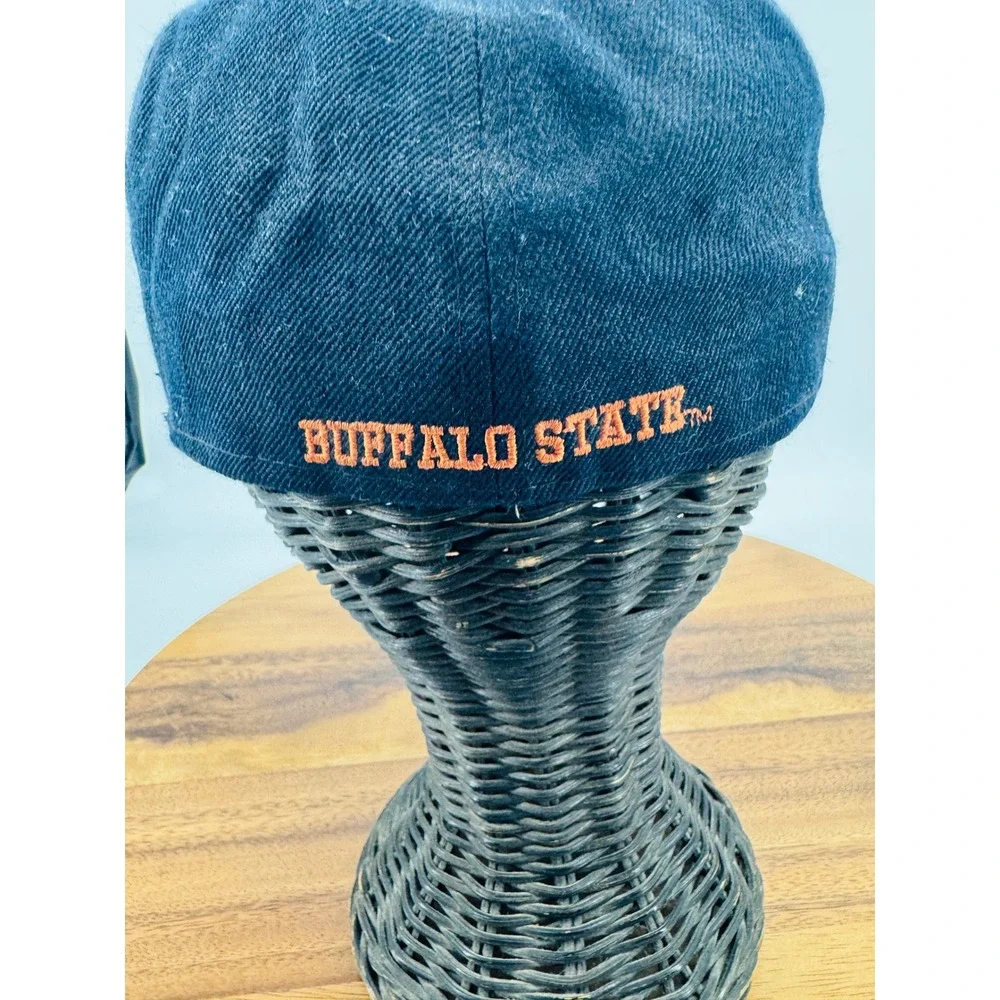 Buffalo‎ State University Bengals Hat Cap Mens OSFM Navy Blue Tiger Flat Bill